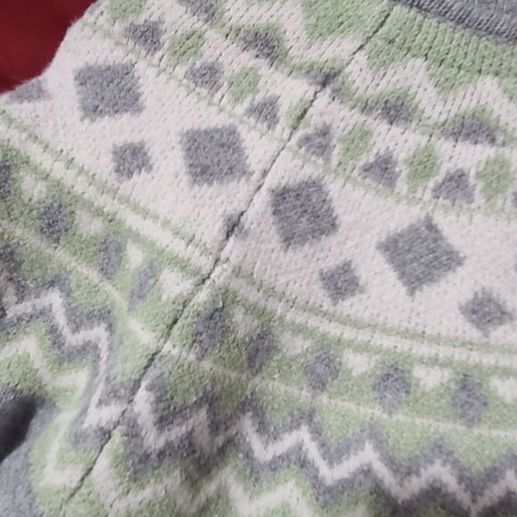 Tahari fair isle sweater - Picture 6 of 8